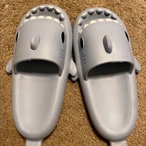SHARK SLIDES size women 8-9 UNWORN